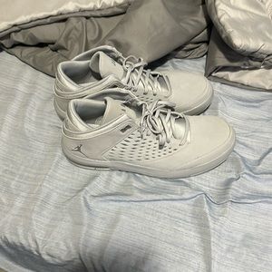 Only wore 3 times great condition